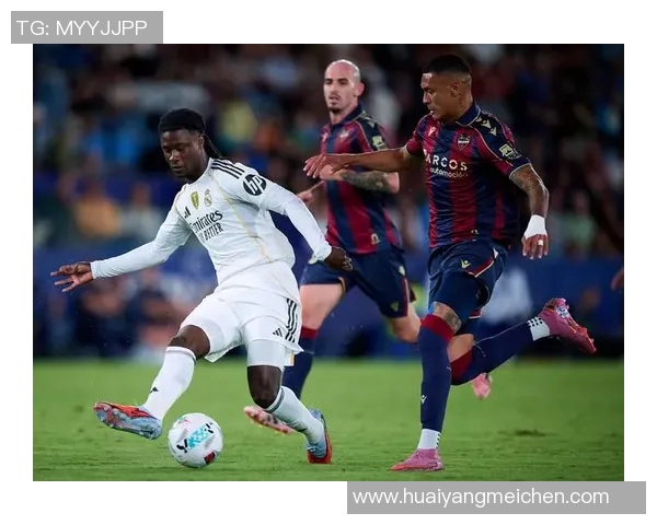 皇马历届国际球星汇聚:探索全球足球传奇的西甲之路 皇马历届国际球星汇聚:探索全球足球传奇的西甲之路