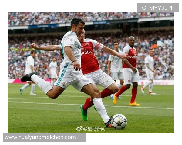 足球传奇与记录：揭秘全球球星超越极限的历史性成就与不朽传奇